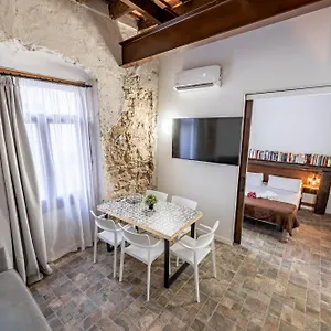 https://apt-old-town-central.catalonia-hotels.com